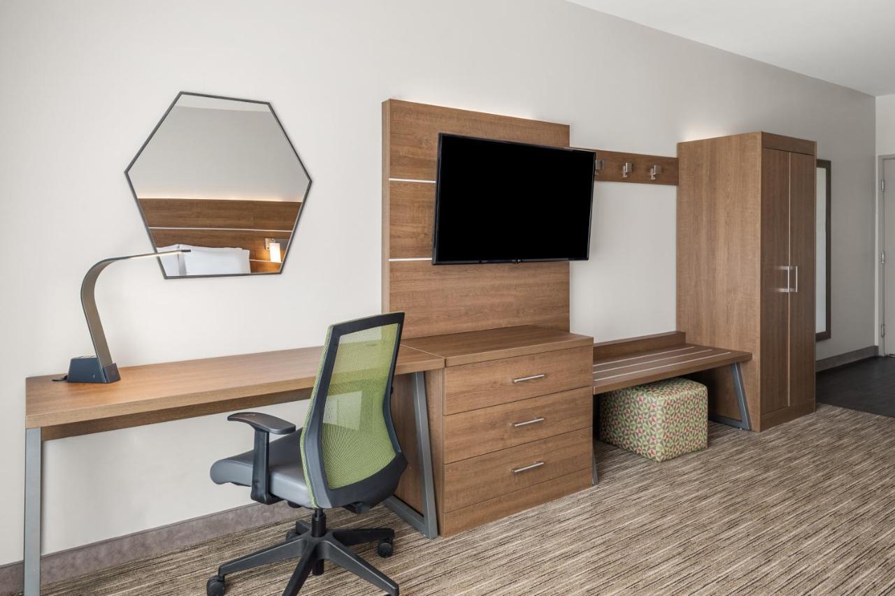 Holiday Inn Express & Suites Graham By Ihg Exterior foto